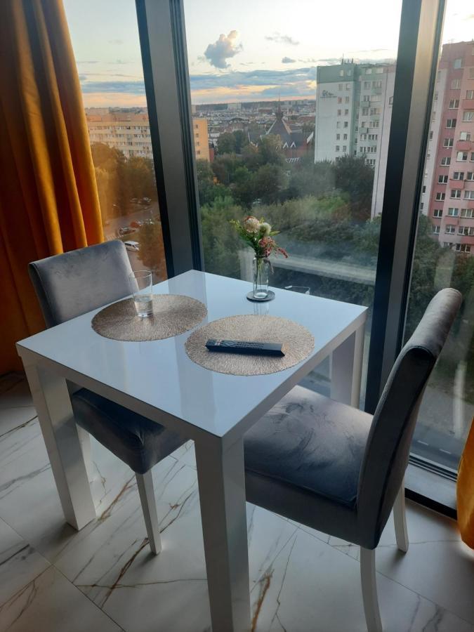 Hanza Tower Sunny Apartment 슈체친 외부 사진