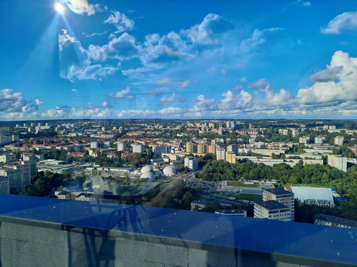 Hanza Tower Sunny Apartment 슈체친 외부 사진