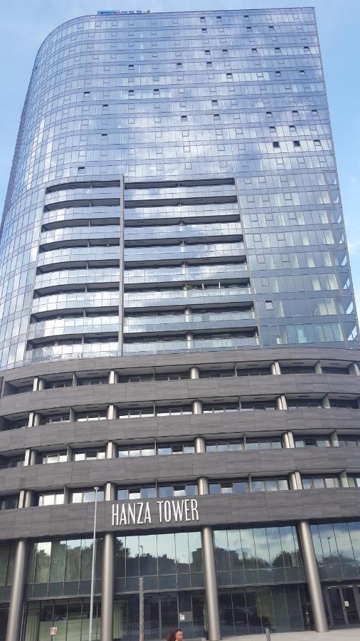 Hanza Tower Sunny Apartment 슈체친 외부 사진