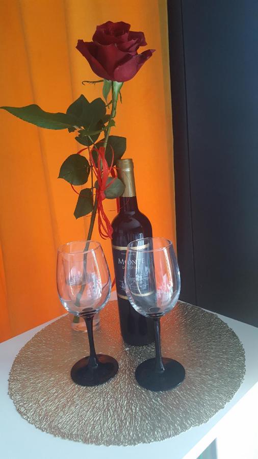 Hanza Tower Sunny Apartment 슈체친 외부 사진